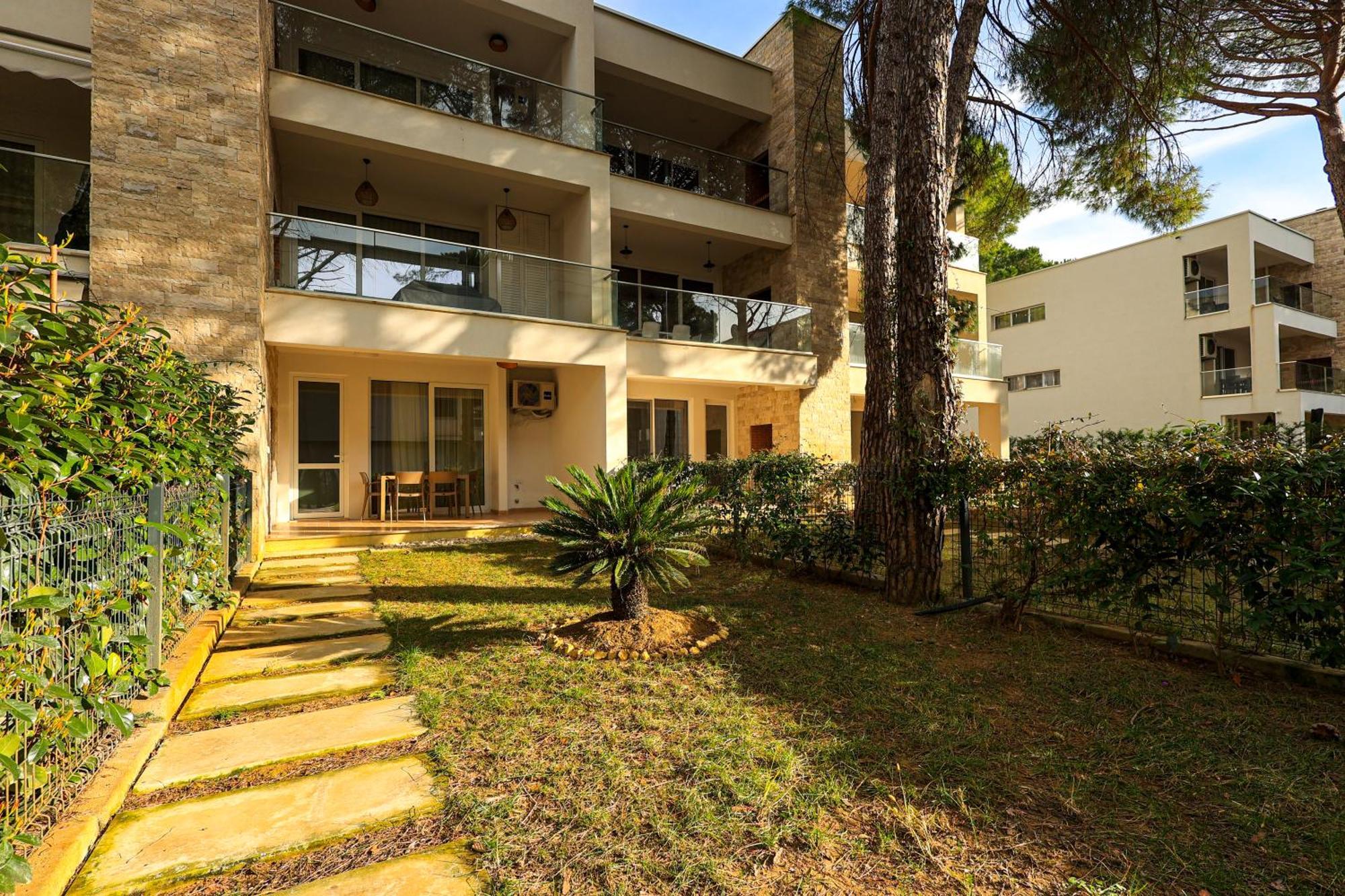 Sanpietro Vacation Rentals Plazhi San Pietro Exterior foto